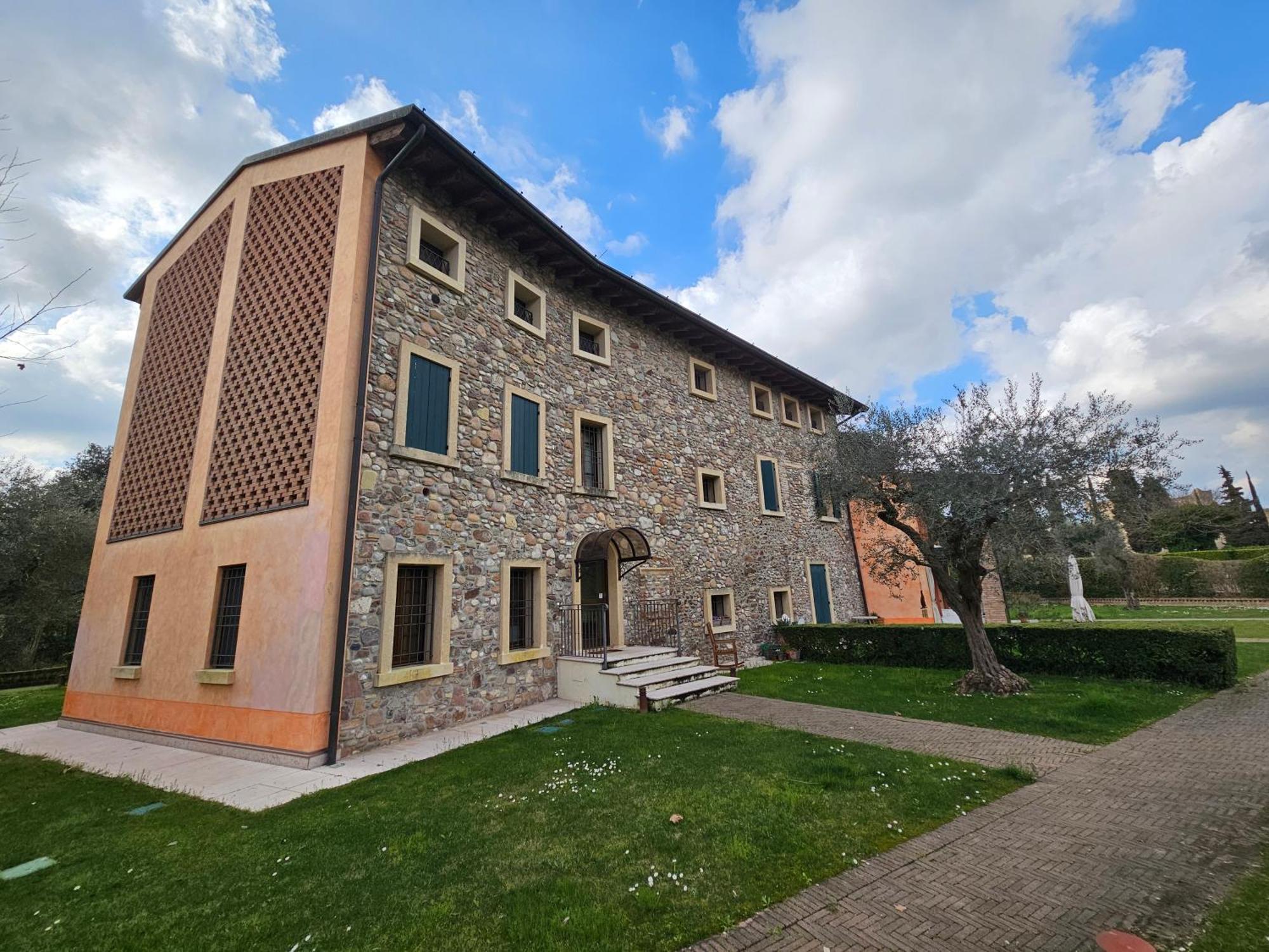 Corte La Guarnigione Валеджо-суль-Минчо Экстерьер фото